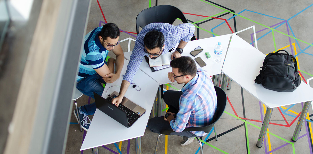 Was macht ein:e Digital Business Manager:in? Was macht ein:e Digital Business Manager:in?
